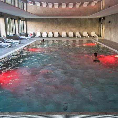 Riverside I 아파트